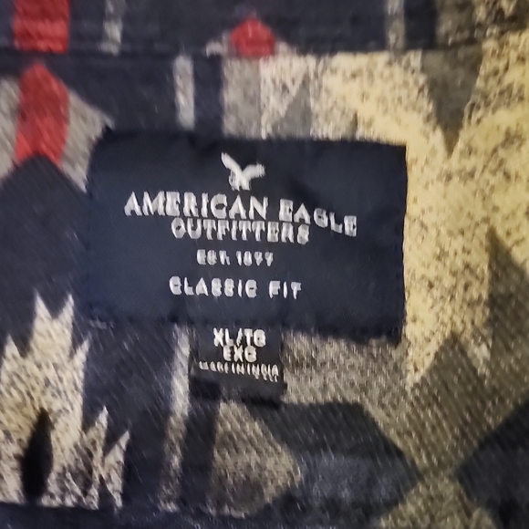 American Eagle Outfitters Geometric Button-Up Shirt - Picture 2 of 4